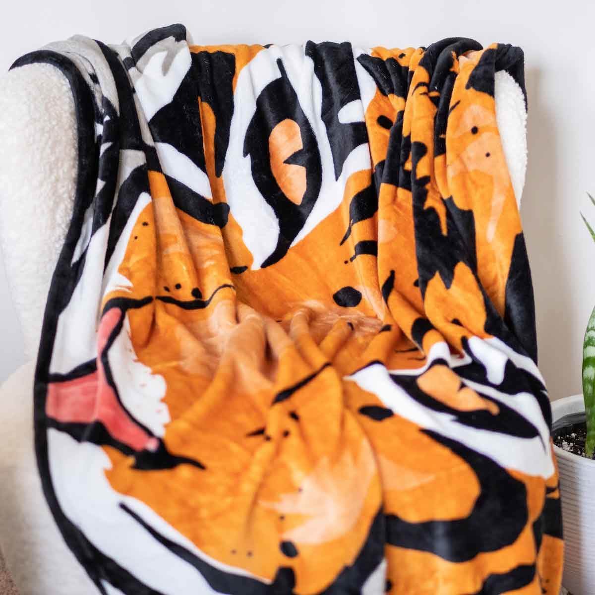 Eye of the Tiger Throw Blanket | 50x60in