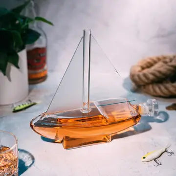 Sailboat Whiskey + Wine Decanter | 25.5oz