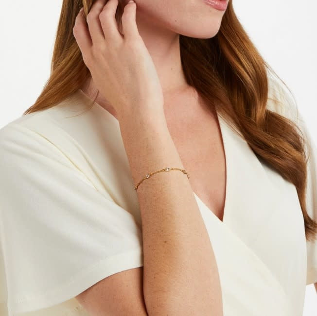 Charlotte Delicate Bracelet Gold Zirconia