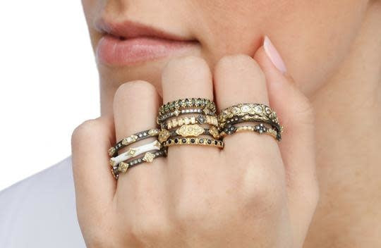 Sueno Black Sapphire Stack Ring