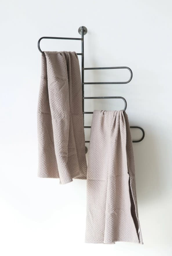 Metal Swivel Wall Rack