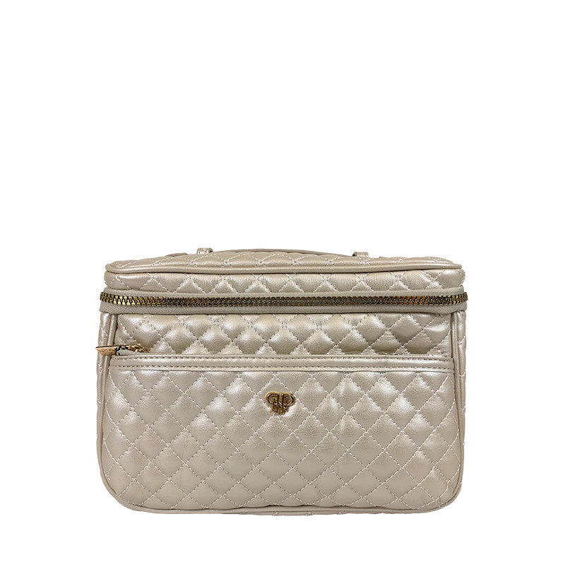 Classic Train Case | Pearl Quilted