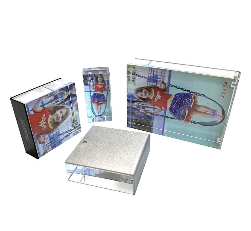 Silver Magnetic Frame 2.5x3.5