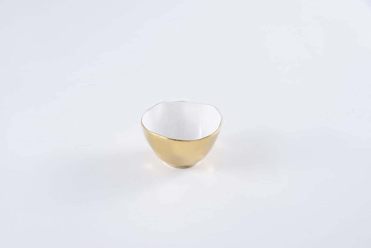 Porcelain + Gold Titanium Snack Bowl | 4x3in