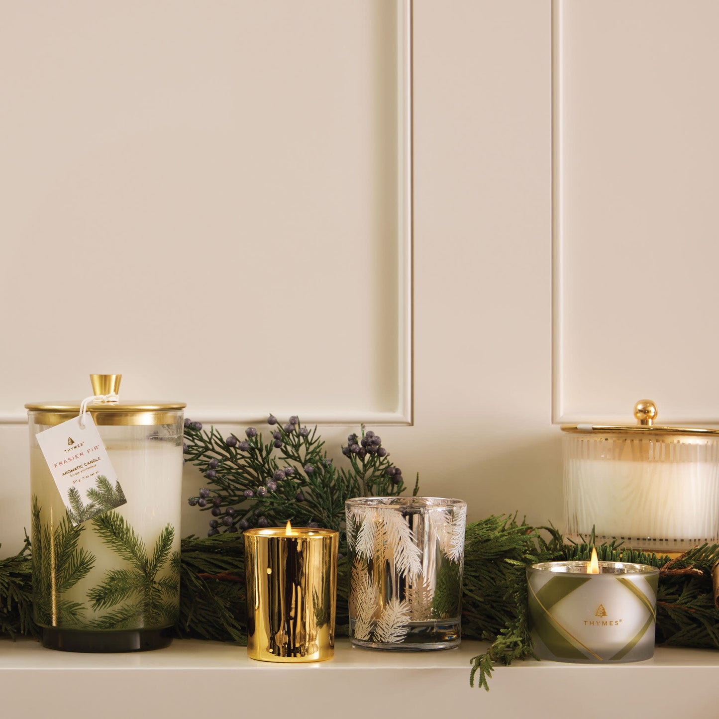 Frasier Fir Frosted Wood Grain Candle | 16oz