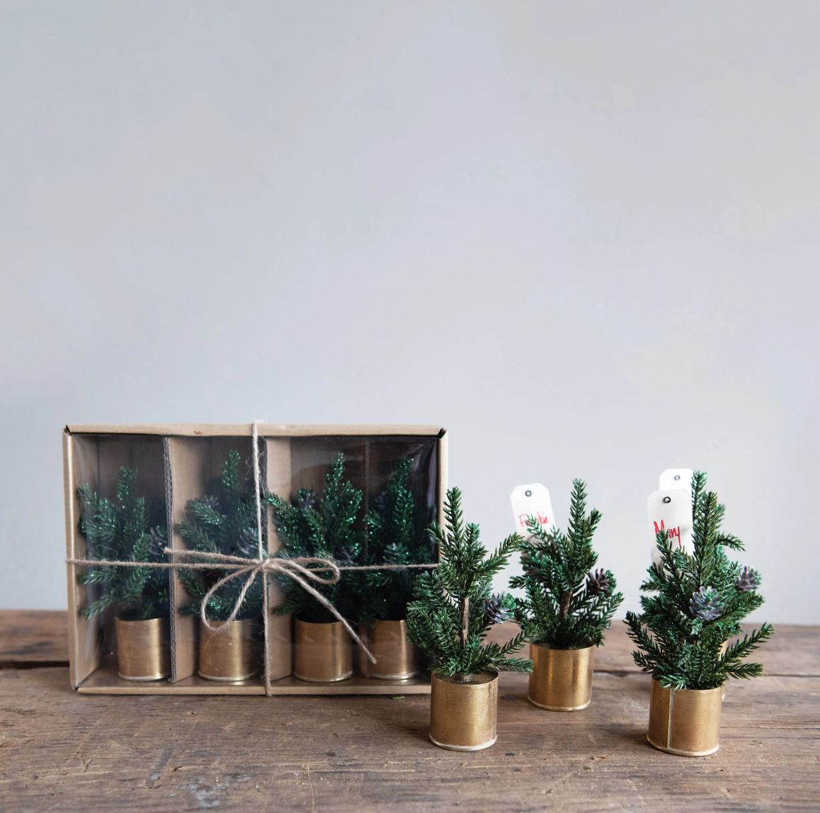 Gold Faux Mini Pine Place Card Holder S/4