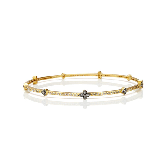 Signature Pave Clover Station Bangle - Gold