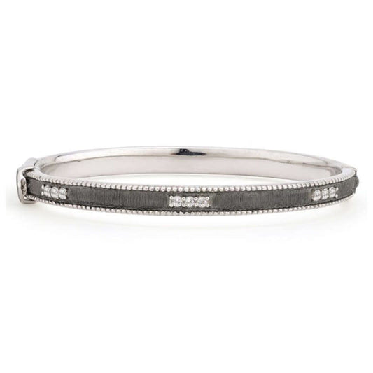 Simple Lisse Bangle in Blackened Silver