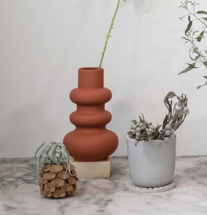 Stoneware Sculpted Pinch Vase | Handmade Caramel 4.75in
