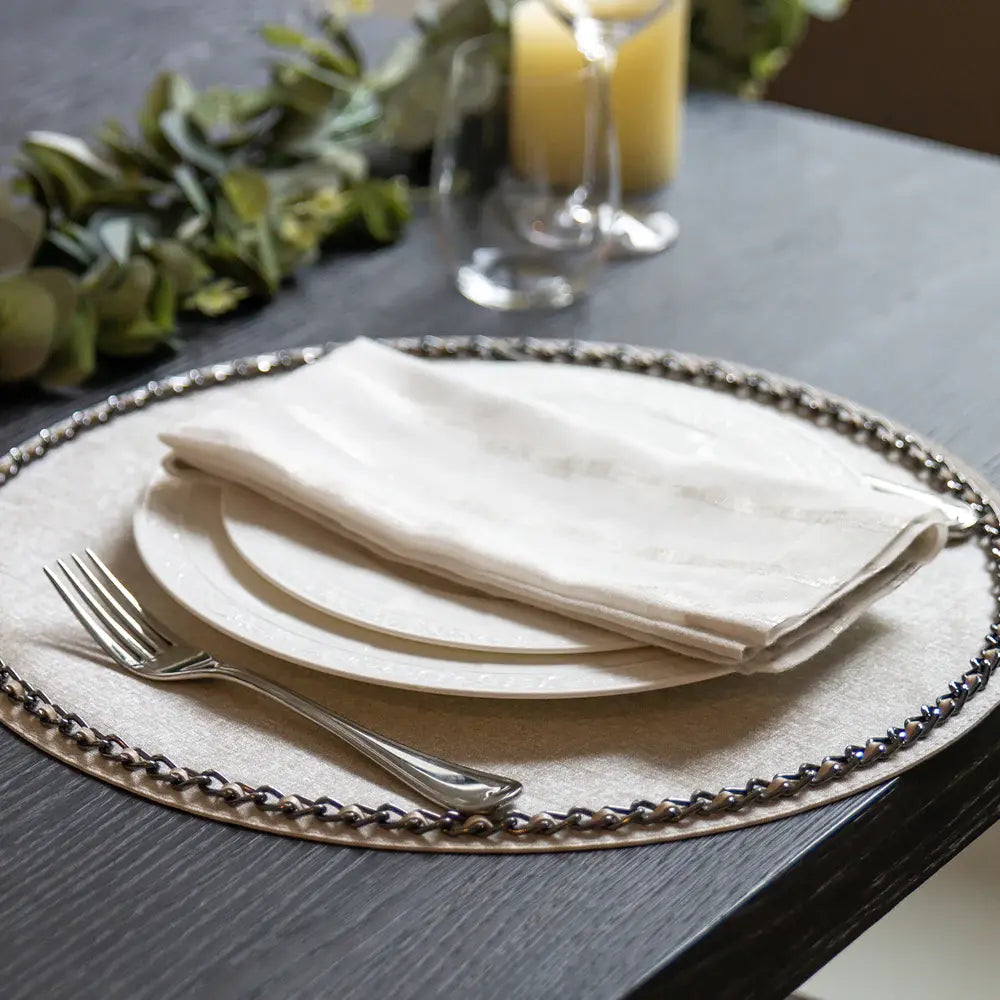 Chain Trim Vinyl Placemats Set of 4 | Milky Grey with Gunmetal Trim 16in Round