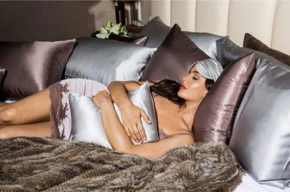 Silk Charmeuse Pillow Case | Queen