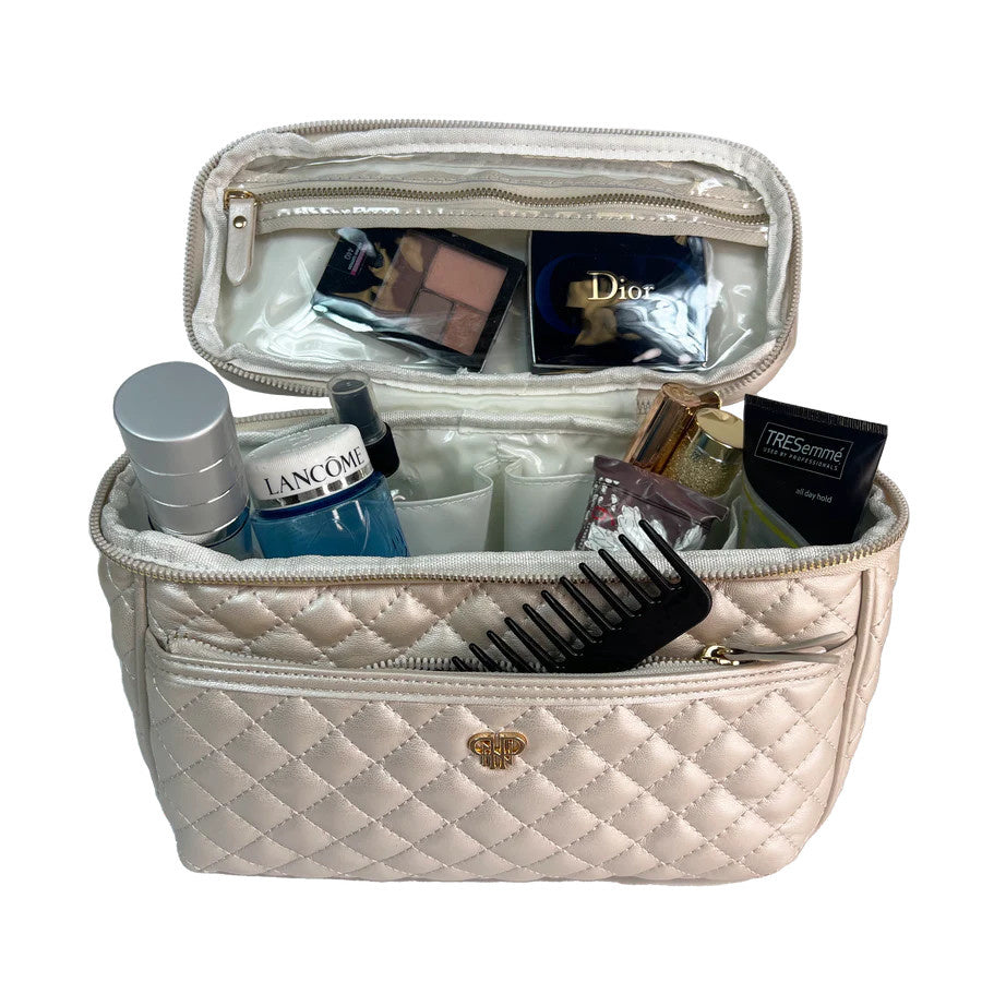 Classic Train Case | Pearl Quilted