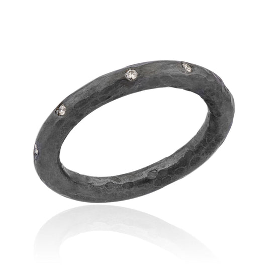 Oxidized Hammered Ring Diamond