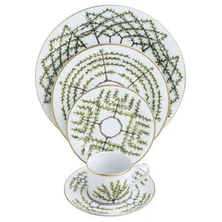 Charlotte Moss Ultra White Espalier Place Setting | 5pc