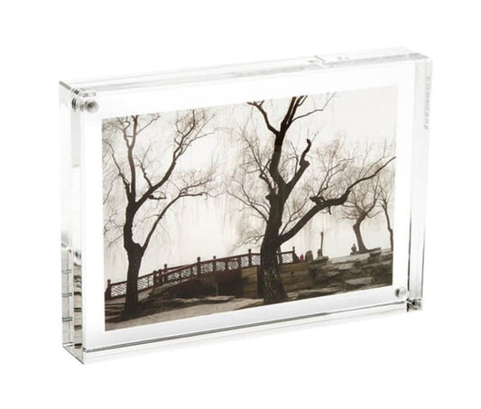 Clear Magnetic Frame