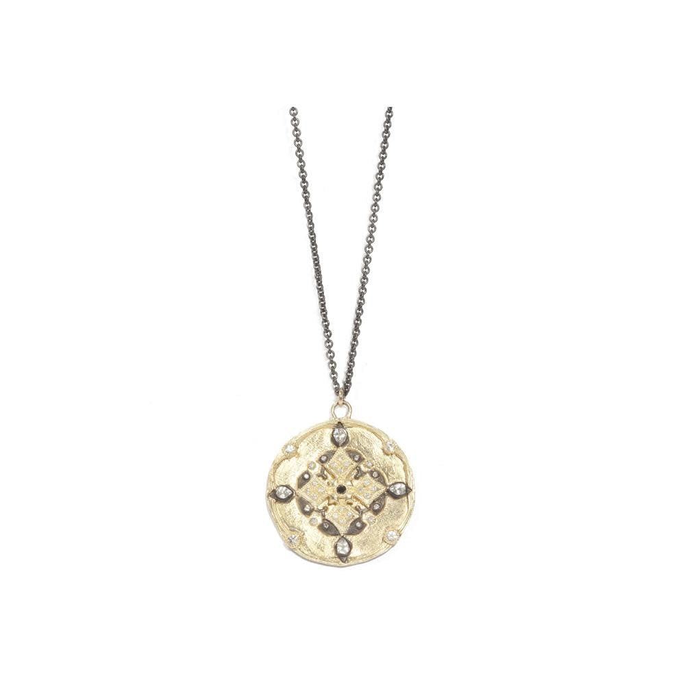 Chain Round Scallop Shield 30"
