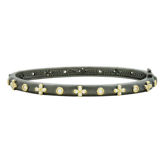 SIGNATURE CLOVER HINGE  BANGLE