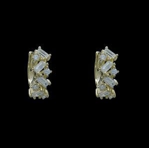 Baguette Diamondique Huggie Hoop Earrings | .5in Gold