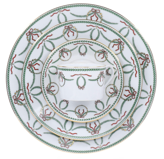 Royal Limoges Cheverny Noel Dinner Plate | 10.75in