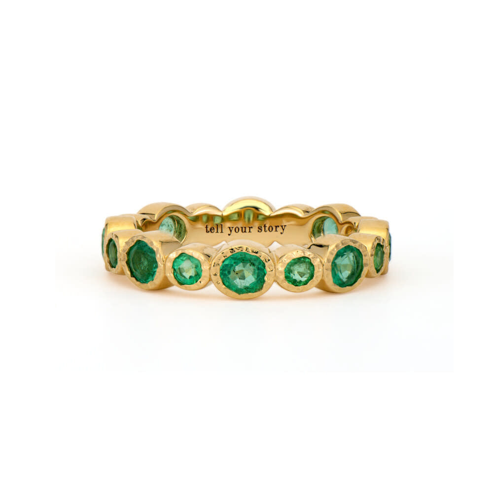 Timeless Bezel Set Ombre Emerald Band