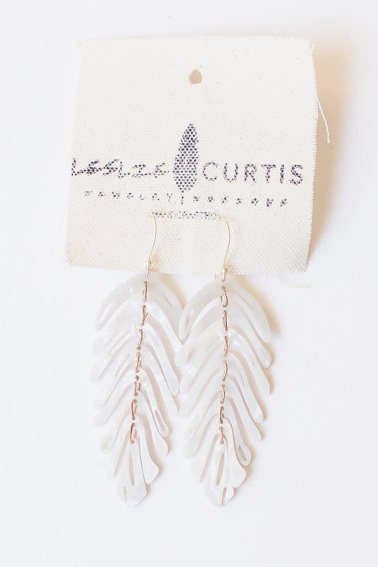 Vivian White Shell Feather Earring